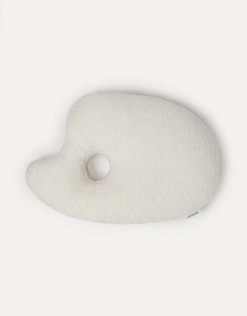Подушка декоративная, 55х35 см, букле, молочная, Абстрактная форма, Boucle