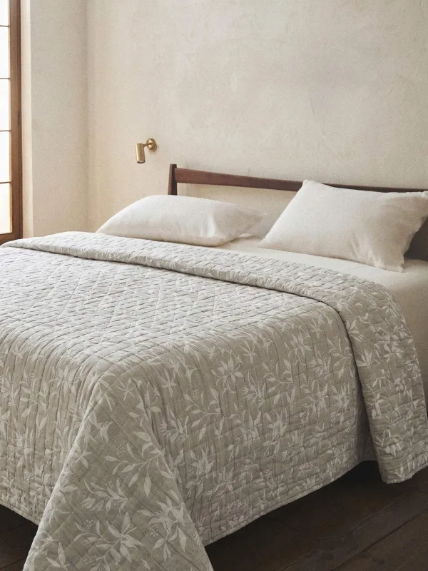 Покрывало, 220х240 см, стеганое, Листья, Stitch jacquard, image-0