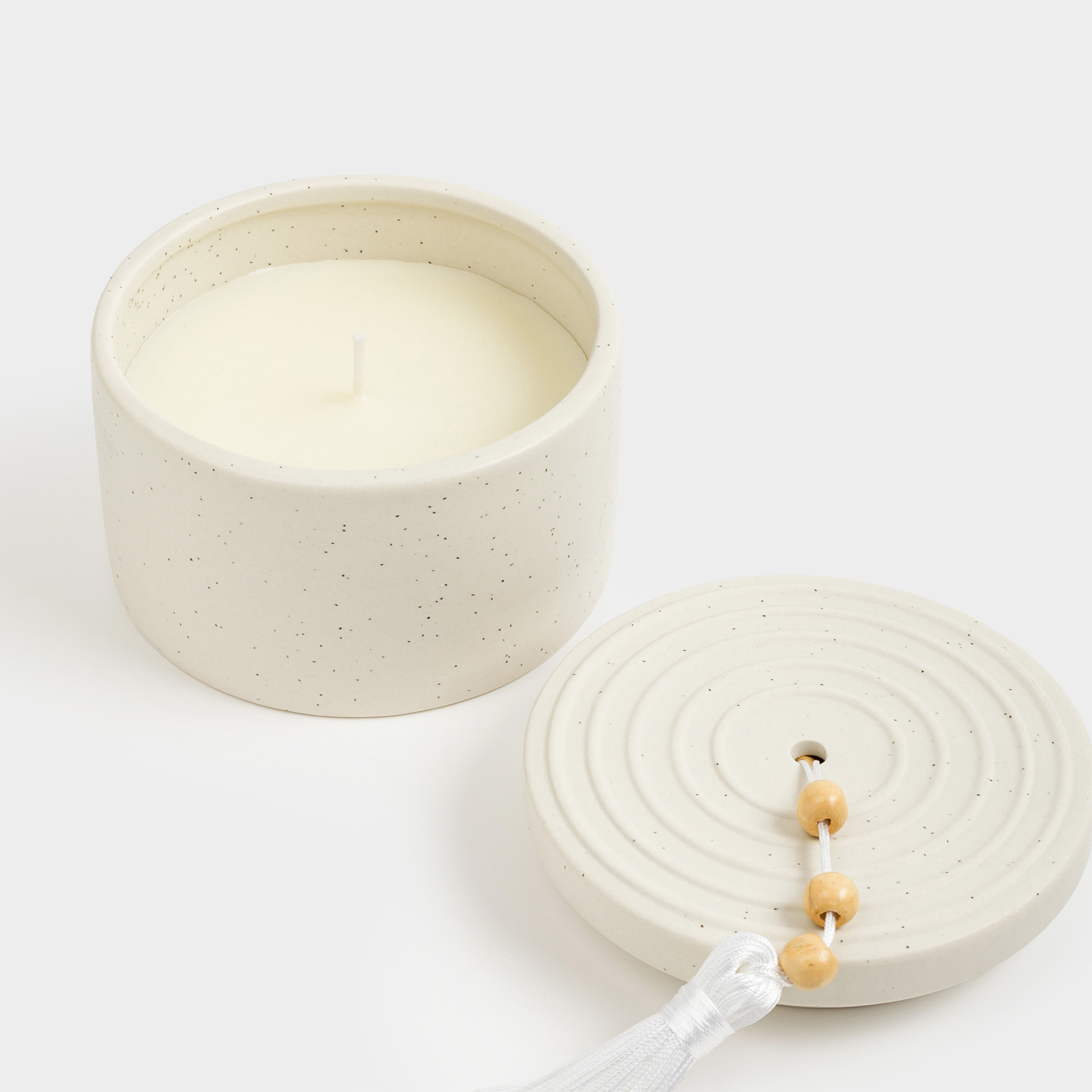 Свеча ароматическая, 7 см, в подсвечнике, с кисточкой, керамика, Coconut Milk, Delicia, image-3