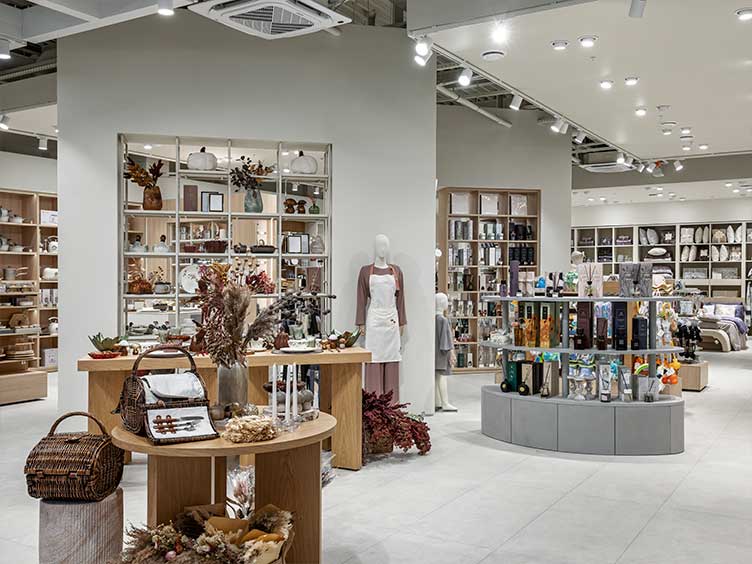 д. Чёрная Грязь, Торгово-Промышленная ул., 6, Аутлет-центр "Fashion House", image-6