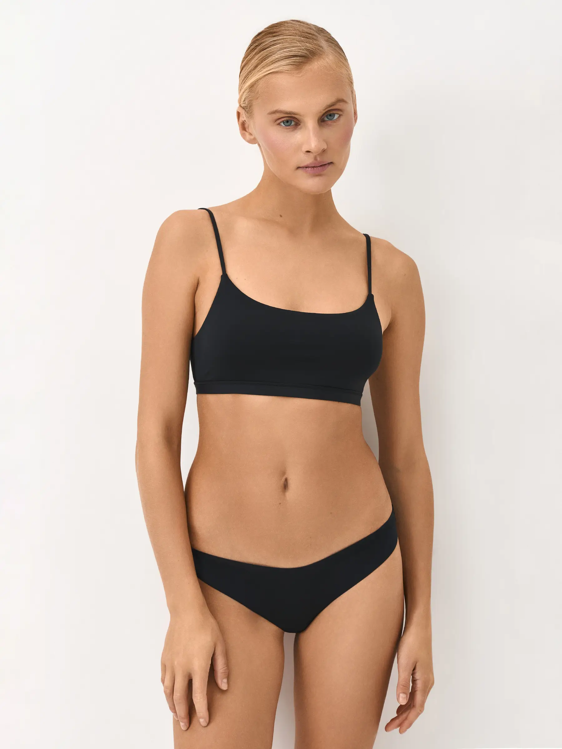 Топ-бра, Madalena