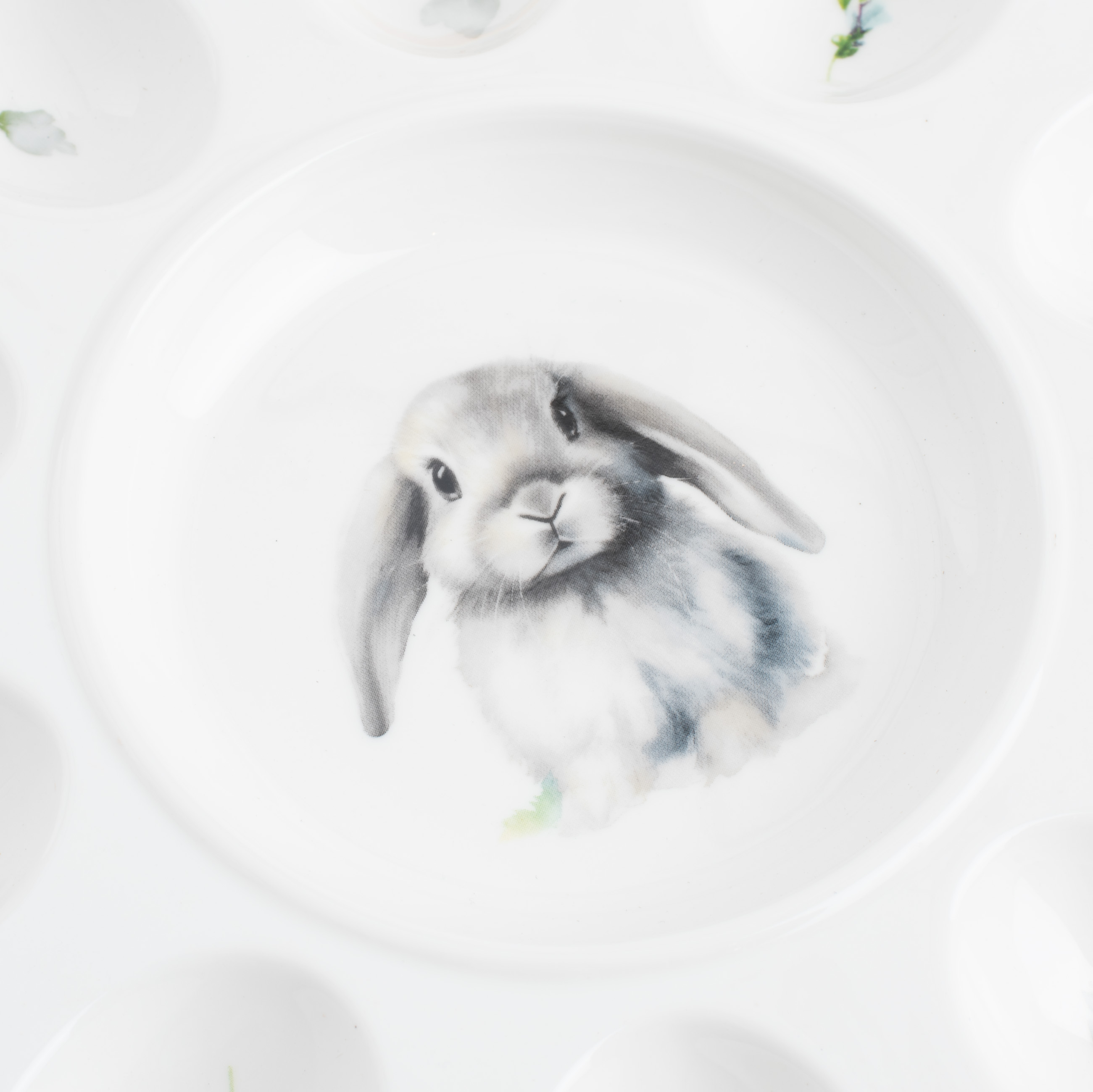 Блюдо пасхальное, 25 см, 10 отд, с местом для кулича, фарфор N, белое, Кролик в цветах, Pure Easter изображение № 6
