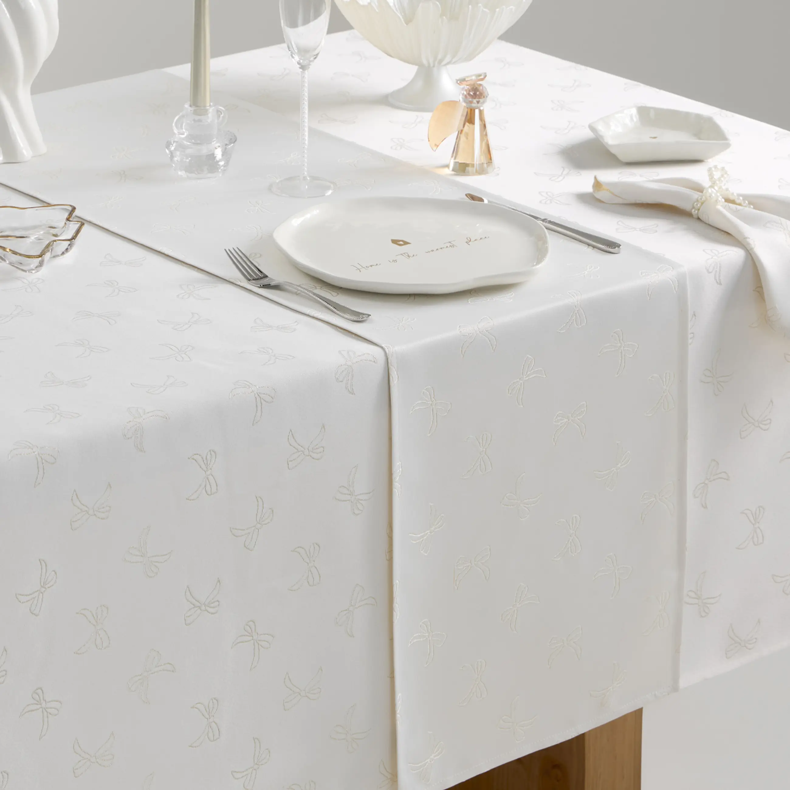 Дорожка настольная, 40х160 см, жаккард, полиэстер, молочная, Банты, Jacquard bow