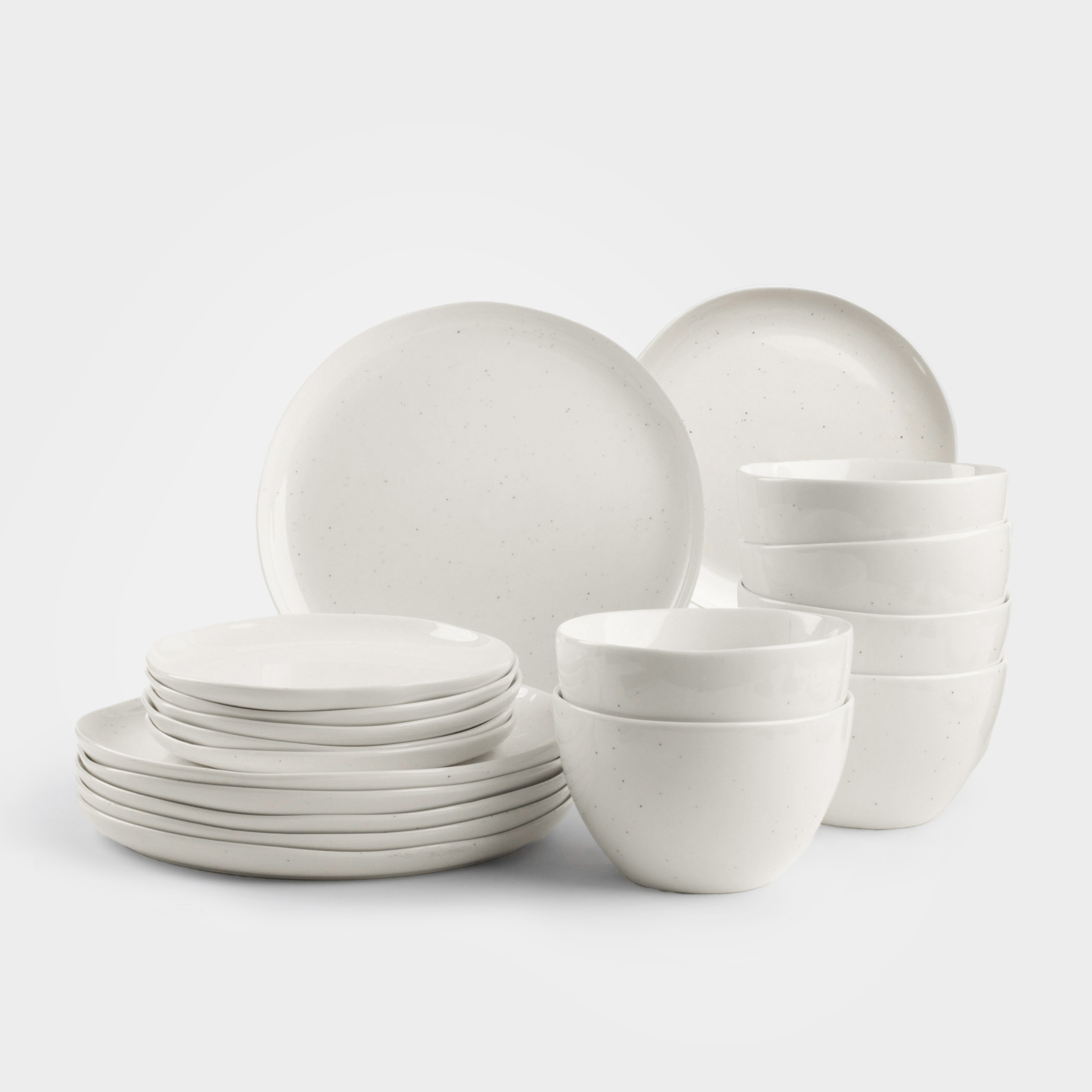 Сервиз обеденный 6 перс 18 пр фарфор N молочный Точки Boho 12990₽