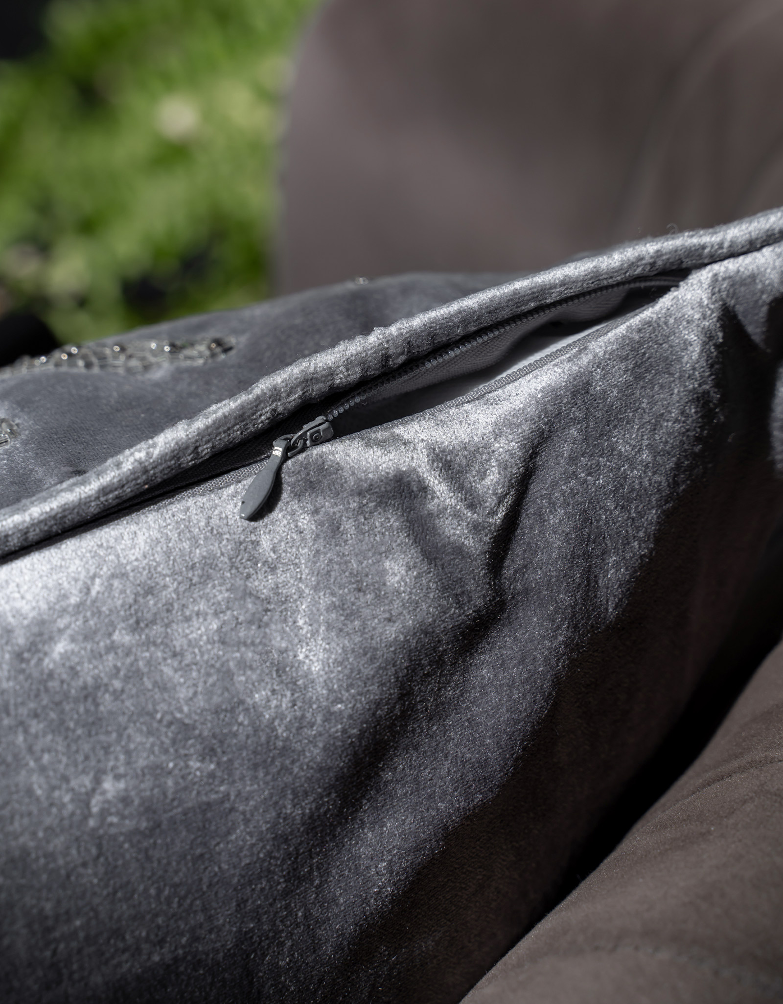 Подушка декоративная, 50х50 см, вельвет/бисер, серая, Лошади, Horse, image-5