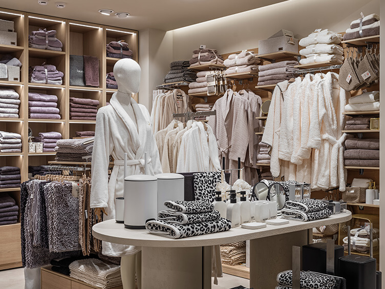 Москва, МО, деревня Покровское, ул. Центральная, 33, Novaya Riga Outlet Village (Новая Рига Аутлет), image-9