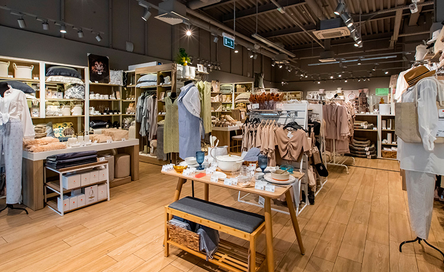 Санкт-Петербург, Пулковское шоссе, 60, корпус 1, Outlet Village Pulkovo (Пулково Аутлет), image-7