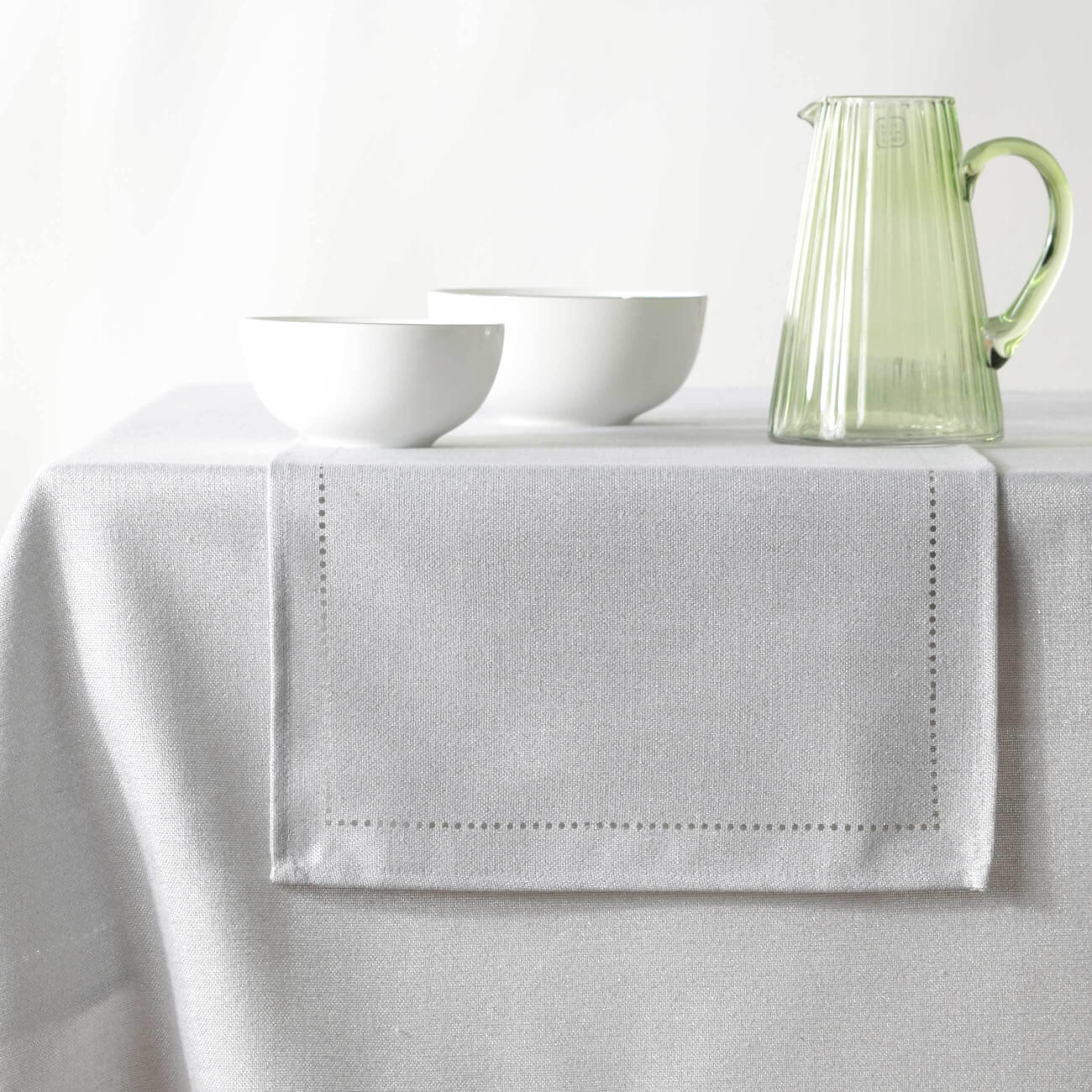 

Дорожка настольная, 40х160 см, полиэстер, светло-серая, Hemstitch