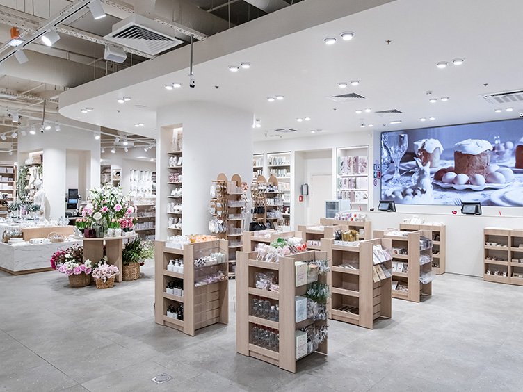 Санкт-Петербург, Комендантская площадь, д.1, Лит. А, ТРК "Атмосфера", image-2