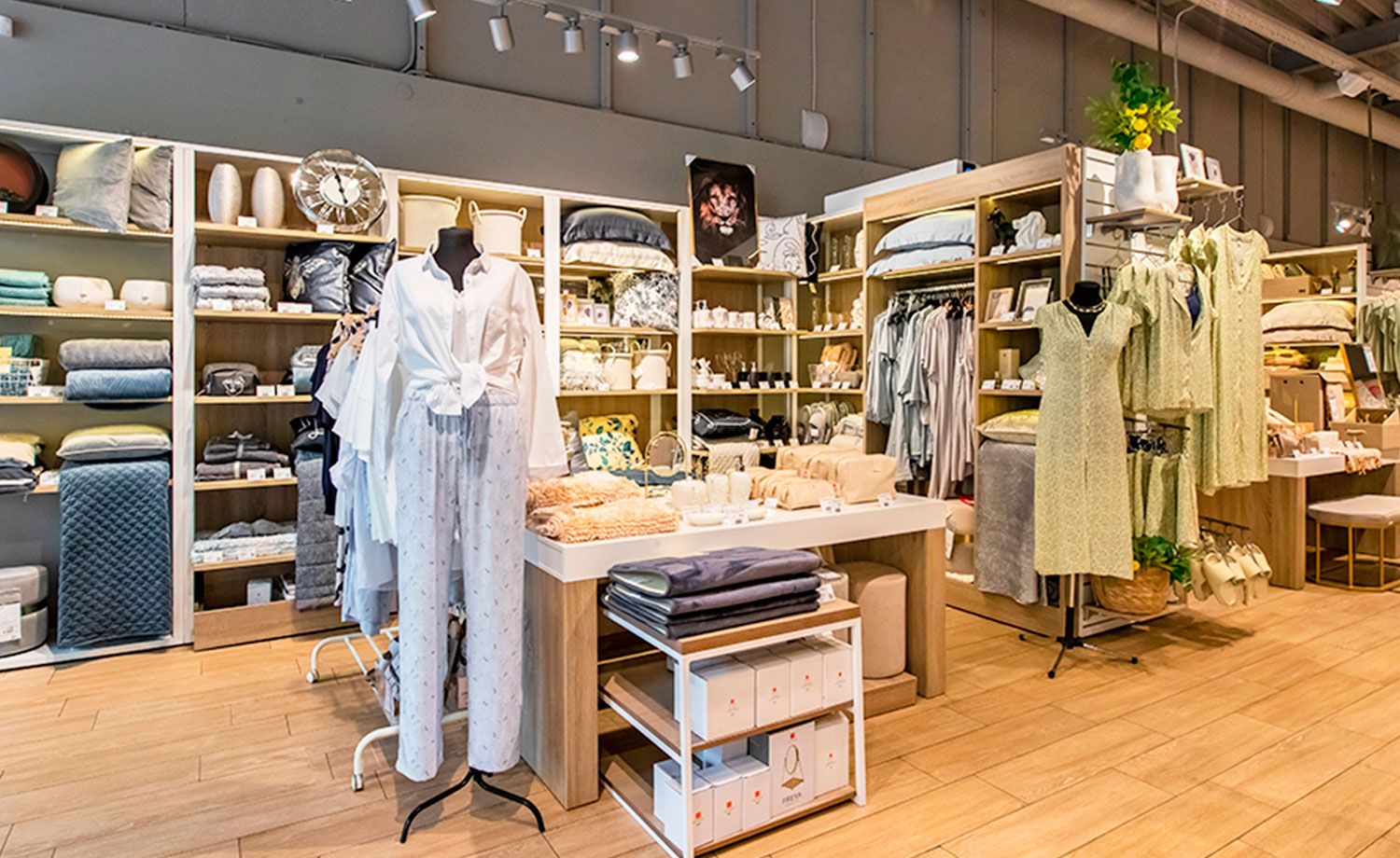 Санкт-Петербург, Пулковское шоссе, 60, корпус 1, Outlet Village Pulkovo (Пулково Аутлет), image-1