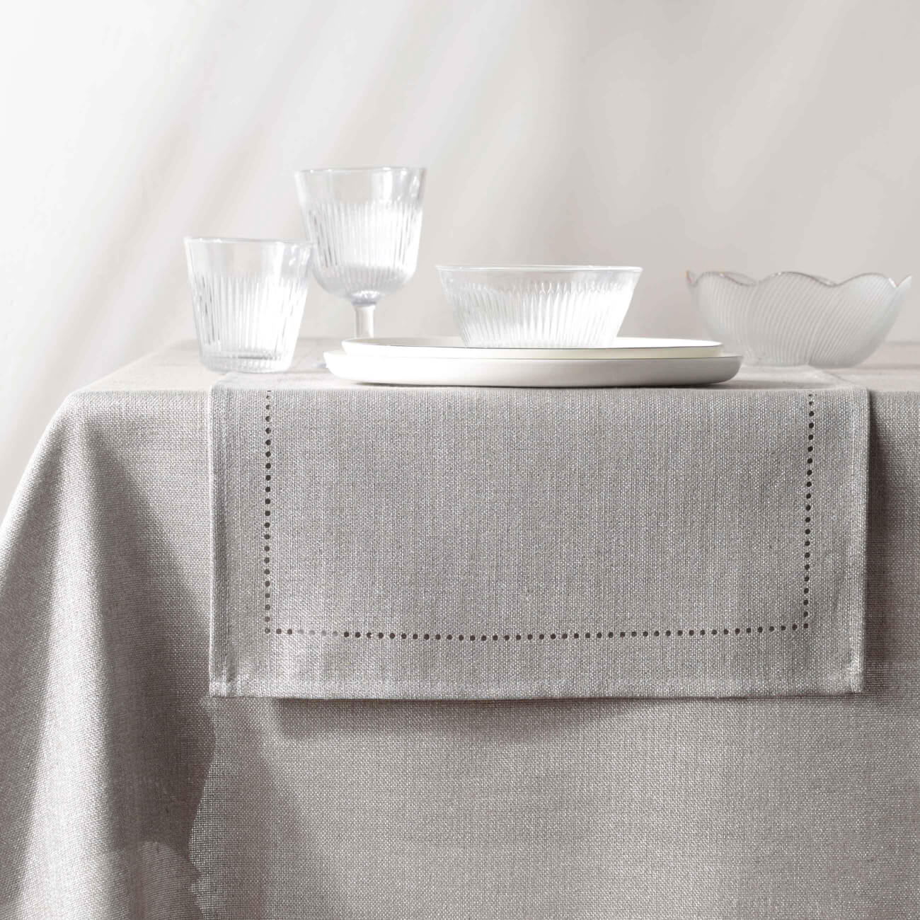 

Дорожка настольная, 40х160 см, полиэстер, серебристо-бежевая, Hemstitch