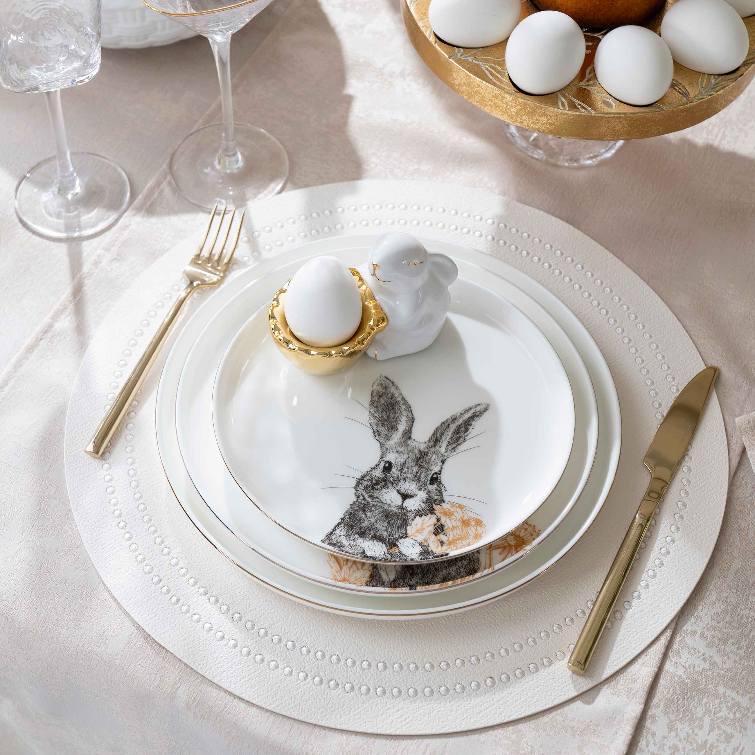 Тарелка десертная, 20 см, фарфор F, белая, с золотистым кантом, Кролик с цветами, Rabbit gold изображение № 7