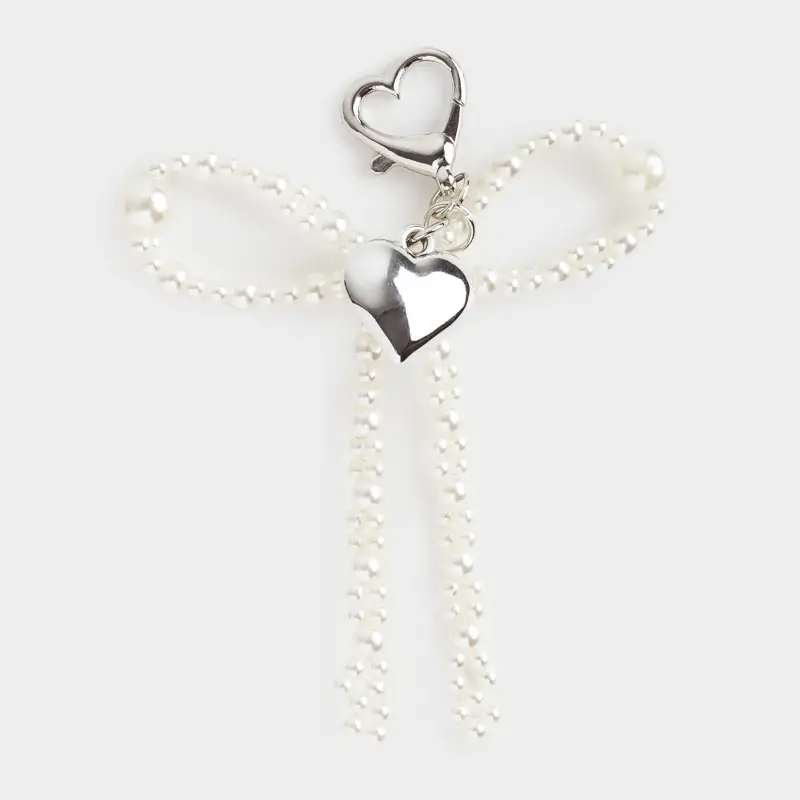 Брелок, 9 см, акрил/металл, серебристый, Сердце и бусины, Pearl heart ,image-0