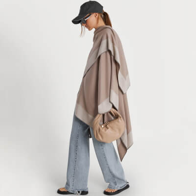 Пончо, 160х135 см, полиэстер/вискоза, бежевое, Полосы, Poncho ,image-0