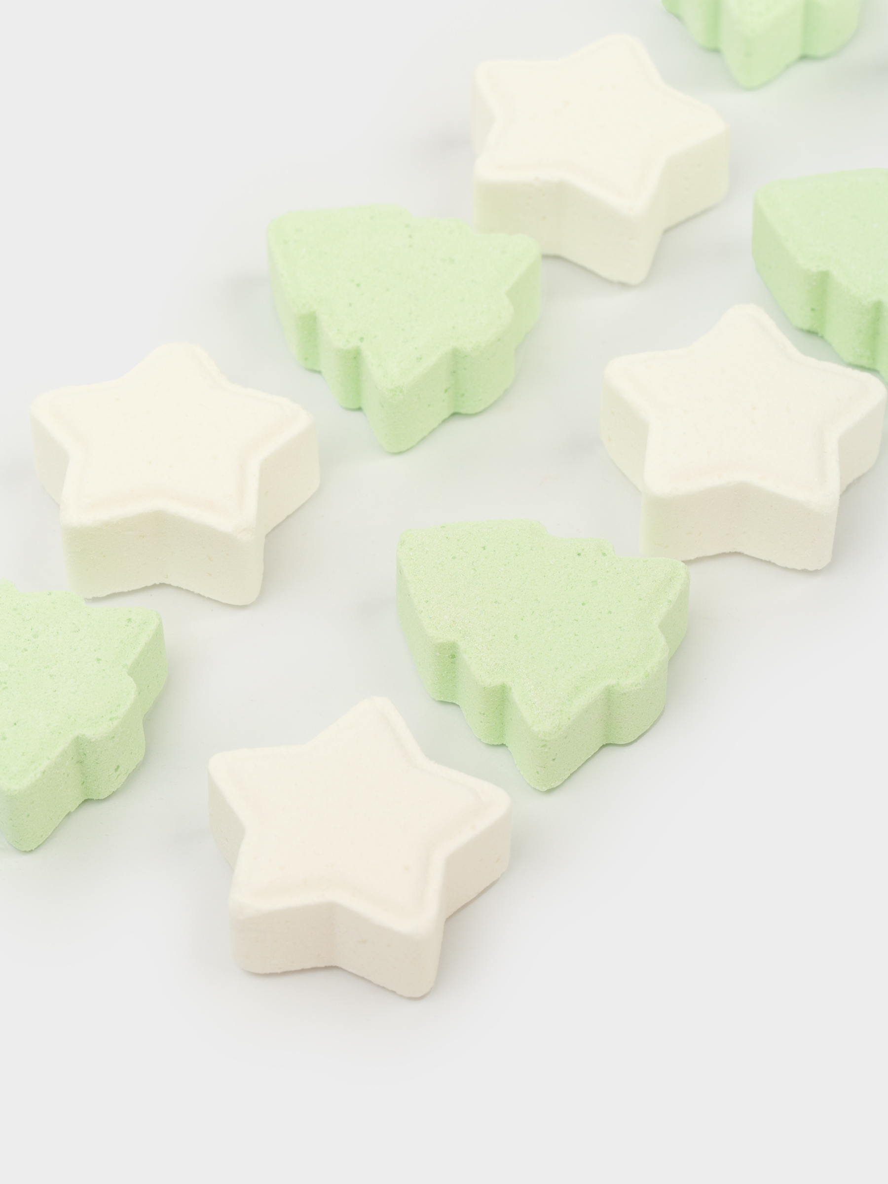 Бомбочка для ванны, 300 гр, 15 шт, в банке для хранения, Ваниль и пихта, Звезда и елка, Body spa, image-2