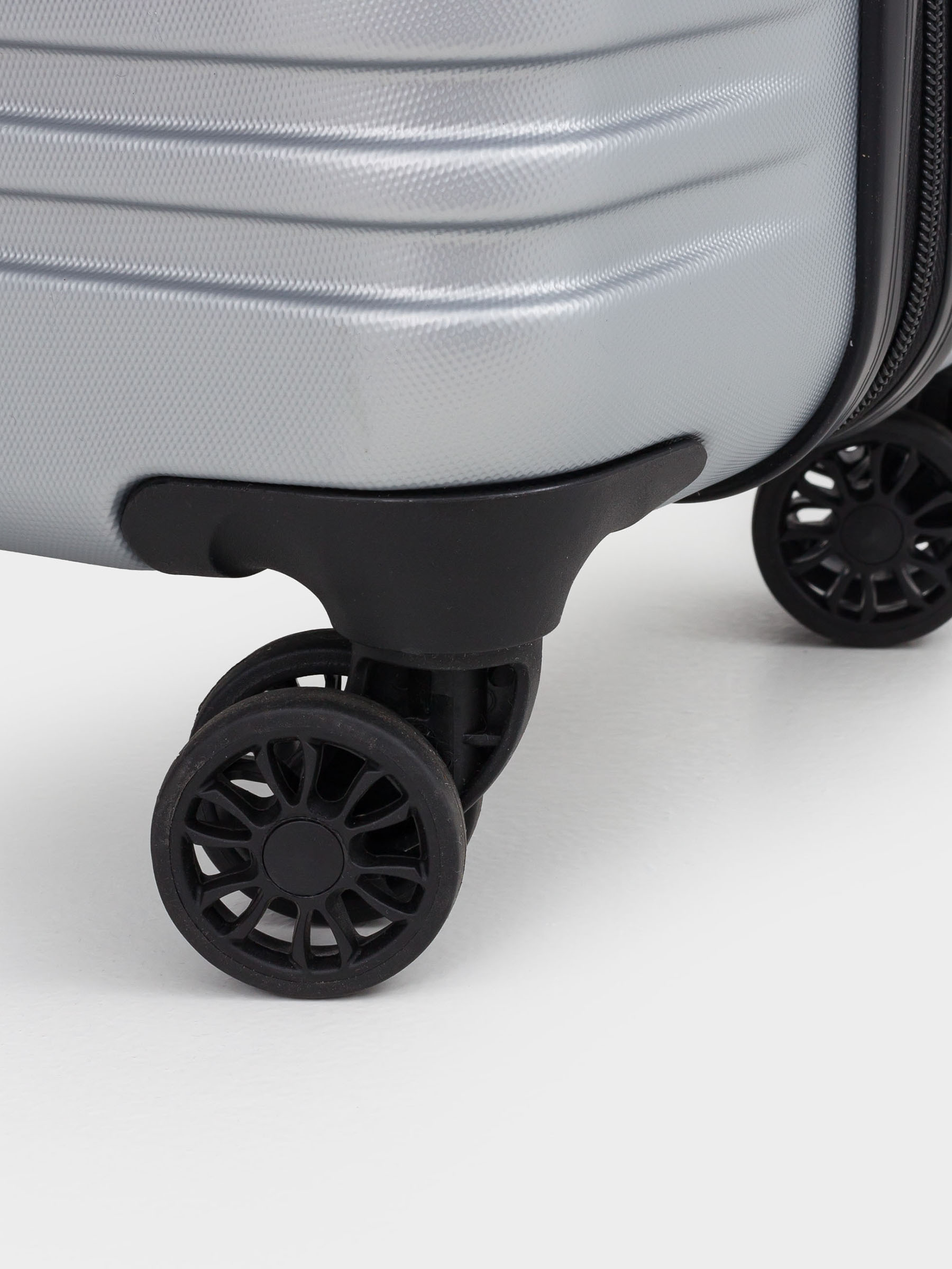 Чемодан M, 45х25х67 см, 3,4 кг, с замком, пластик, графитовый, Travel comfort, image-10