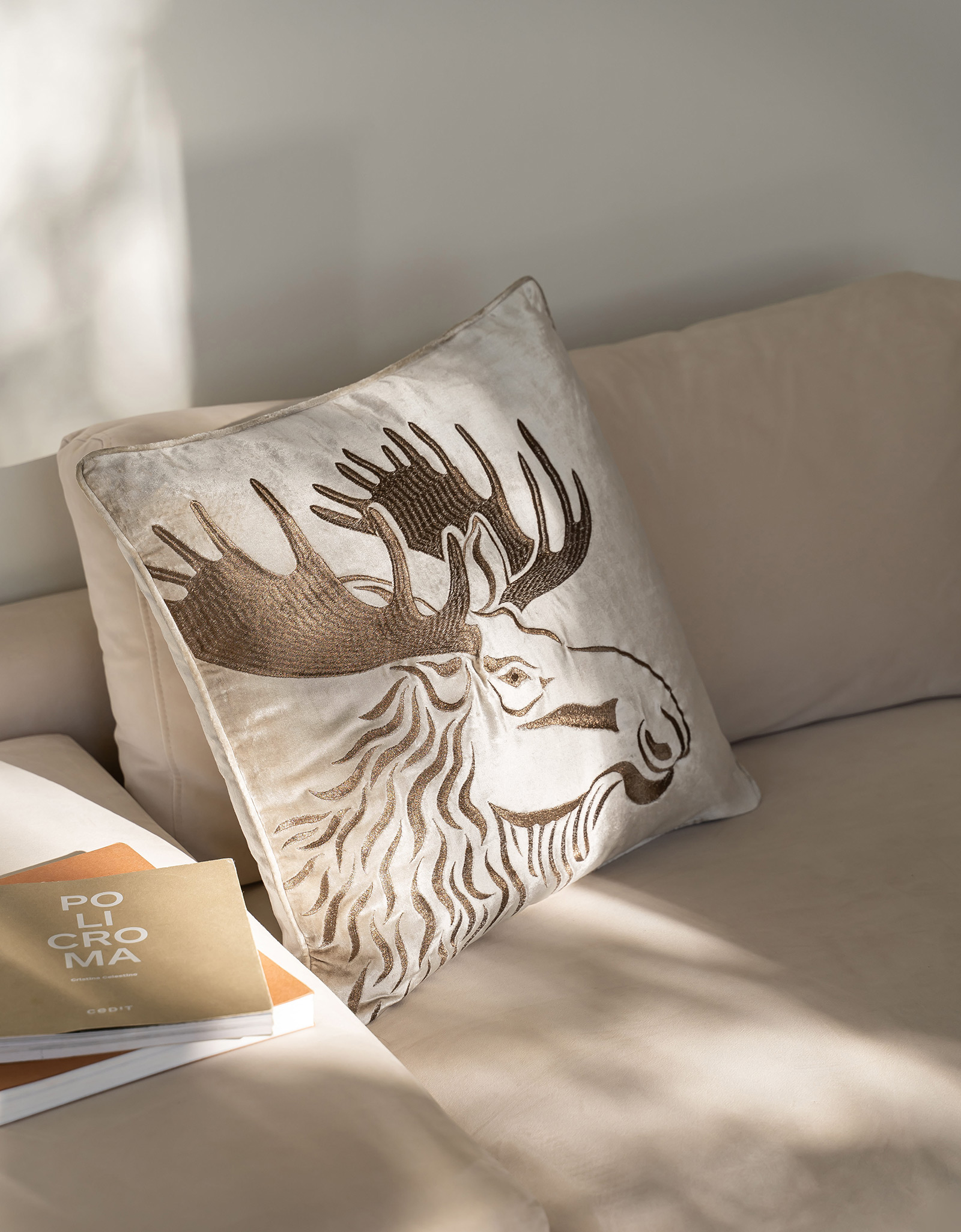 Подушка декоративная, 50х50 см, вельвет, бежевая, Лось, Moose story, image-6