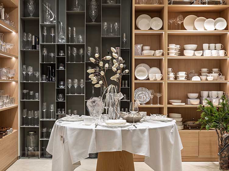 Москва, улица Земляной Вал, 33 , ТЦ "Атриум", image-5