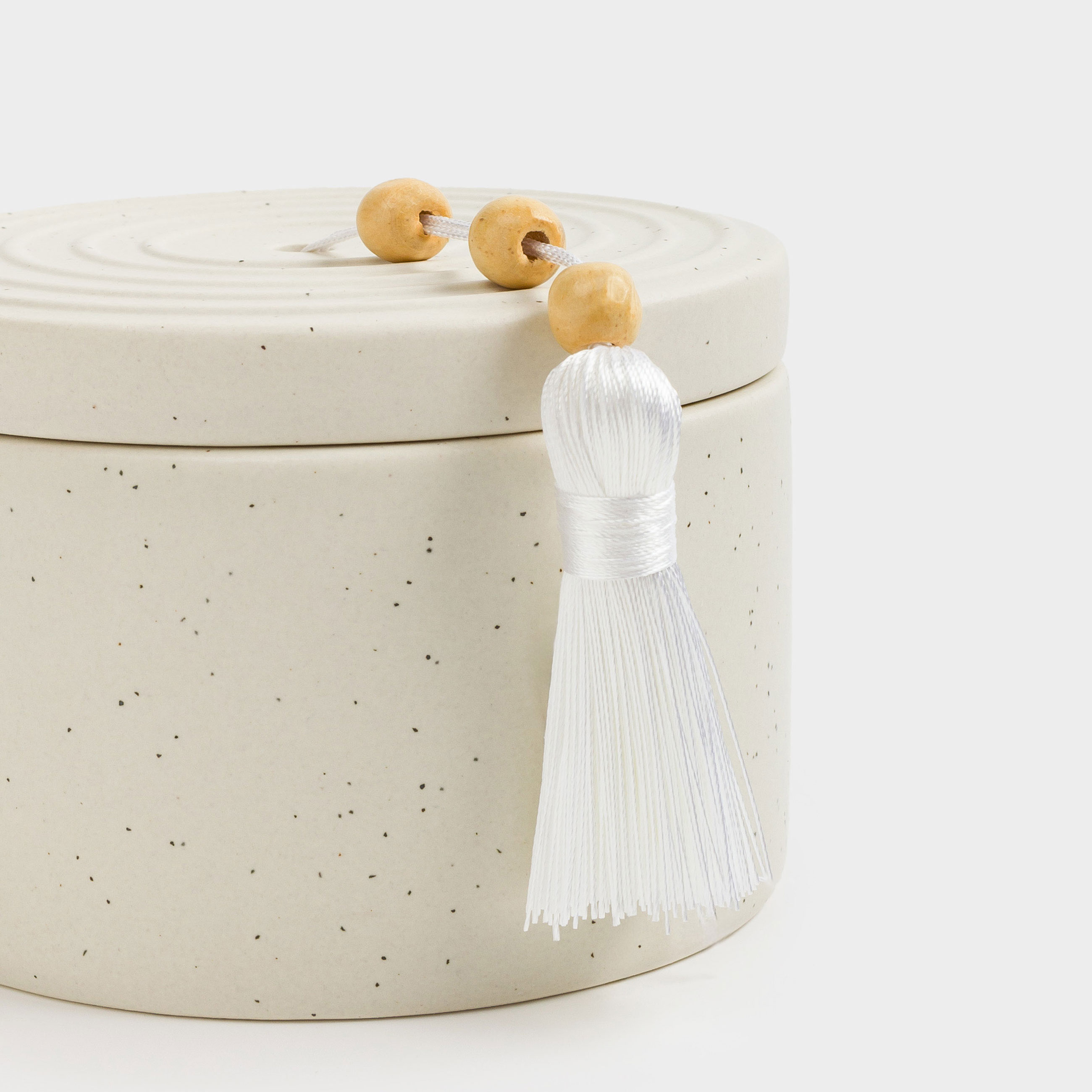 Свеча ароматическая, 7 см, в подсвечнике, с кисточкой, керамика, Coconut Milk, Delicia, image-5