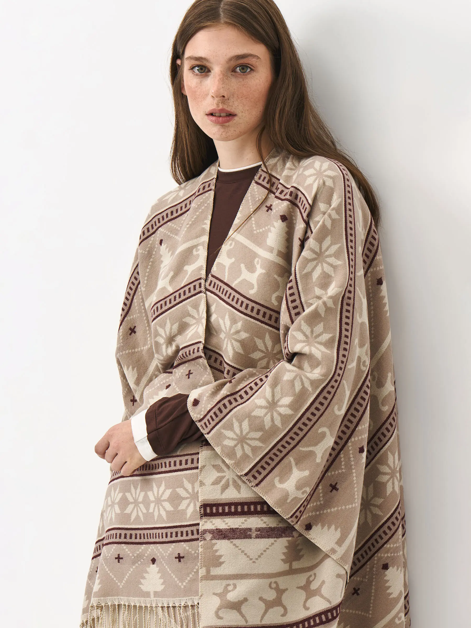 Пончо с бахромой, бежевое, Poncho