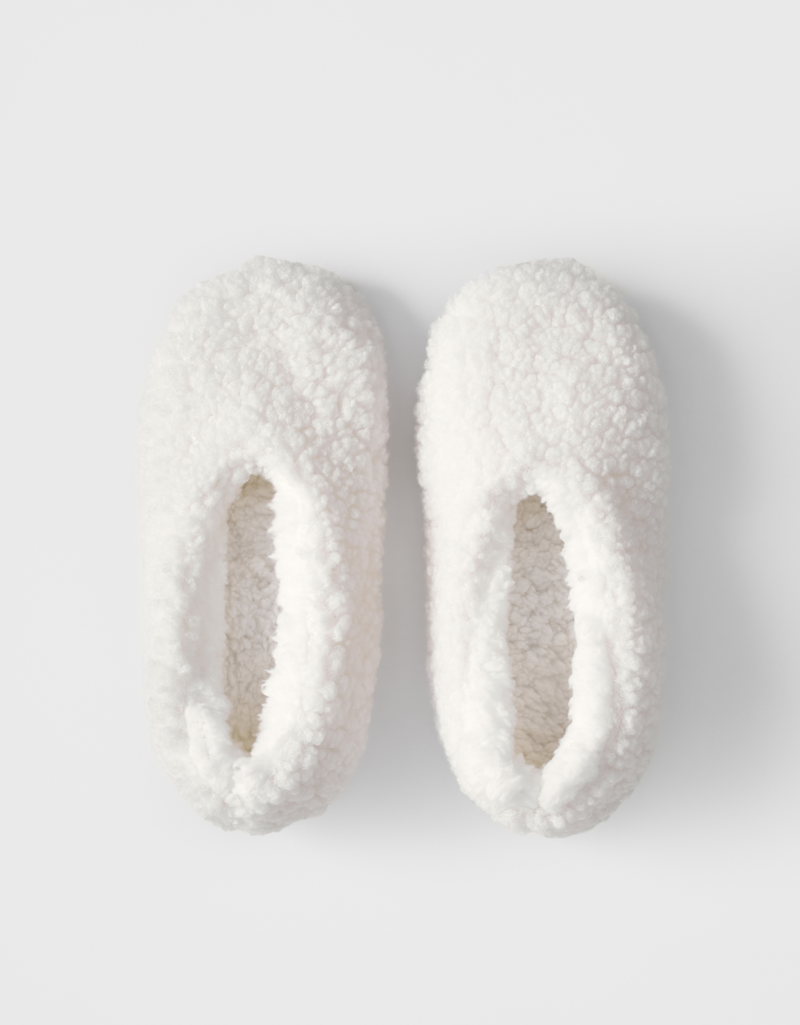 Тапочки-носки женские, домашние, искусственный мех/шерпа, молочные, Cozy plush, image-1