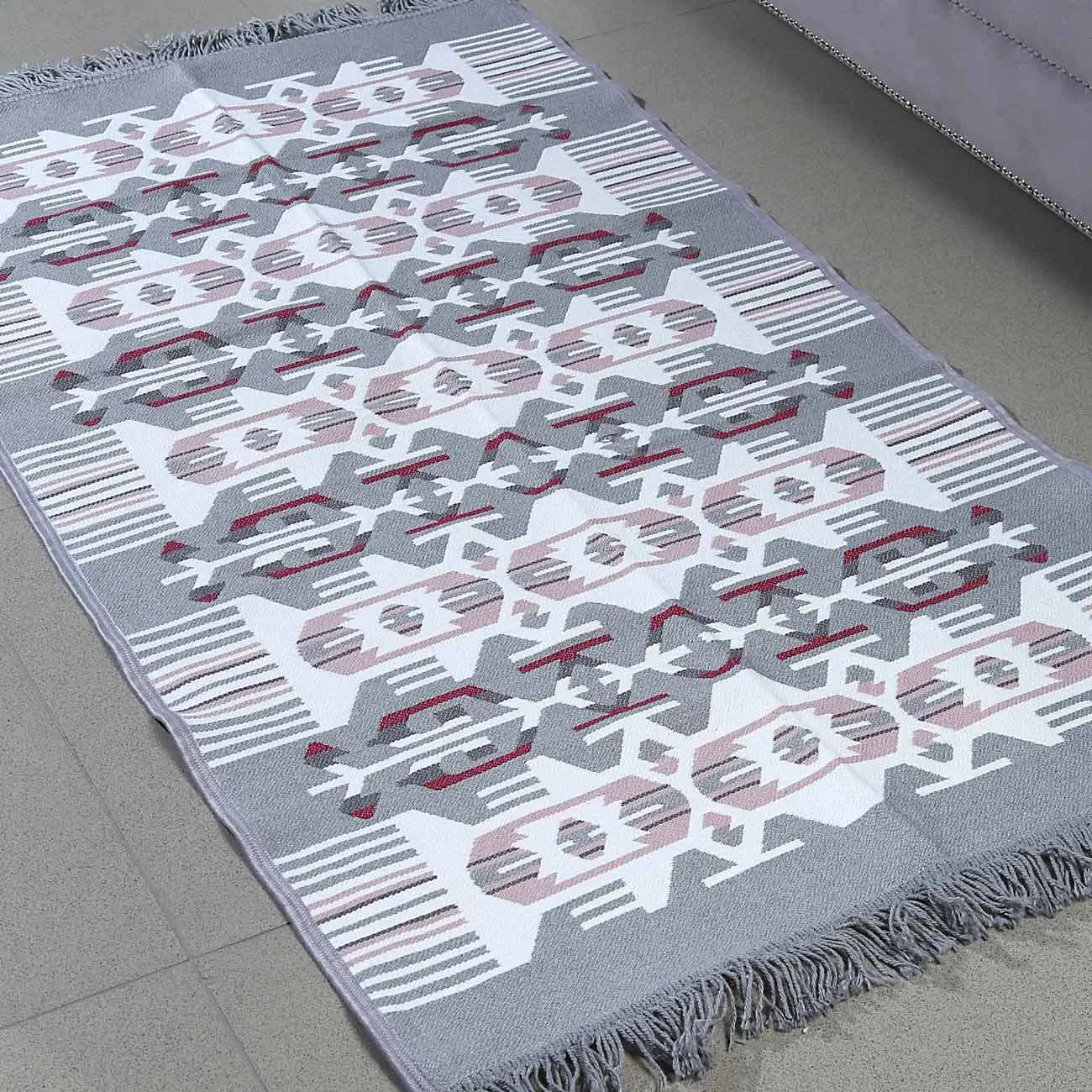 Коврик, 80х150 см, двусторонний, с бахромой, акрил, бело-серый, Узор, Carpet, image-0