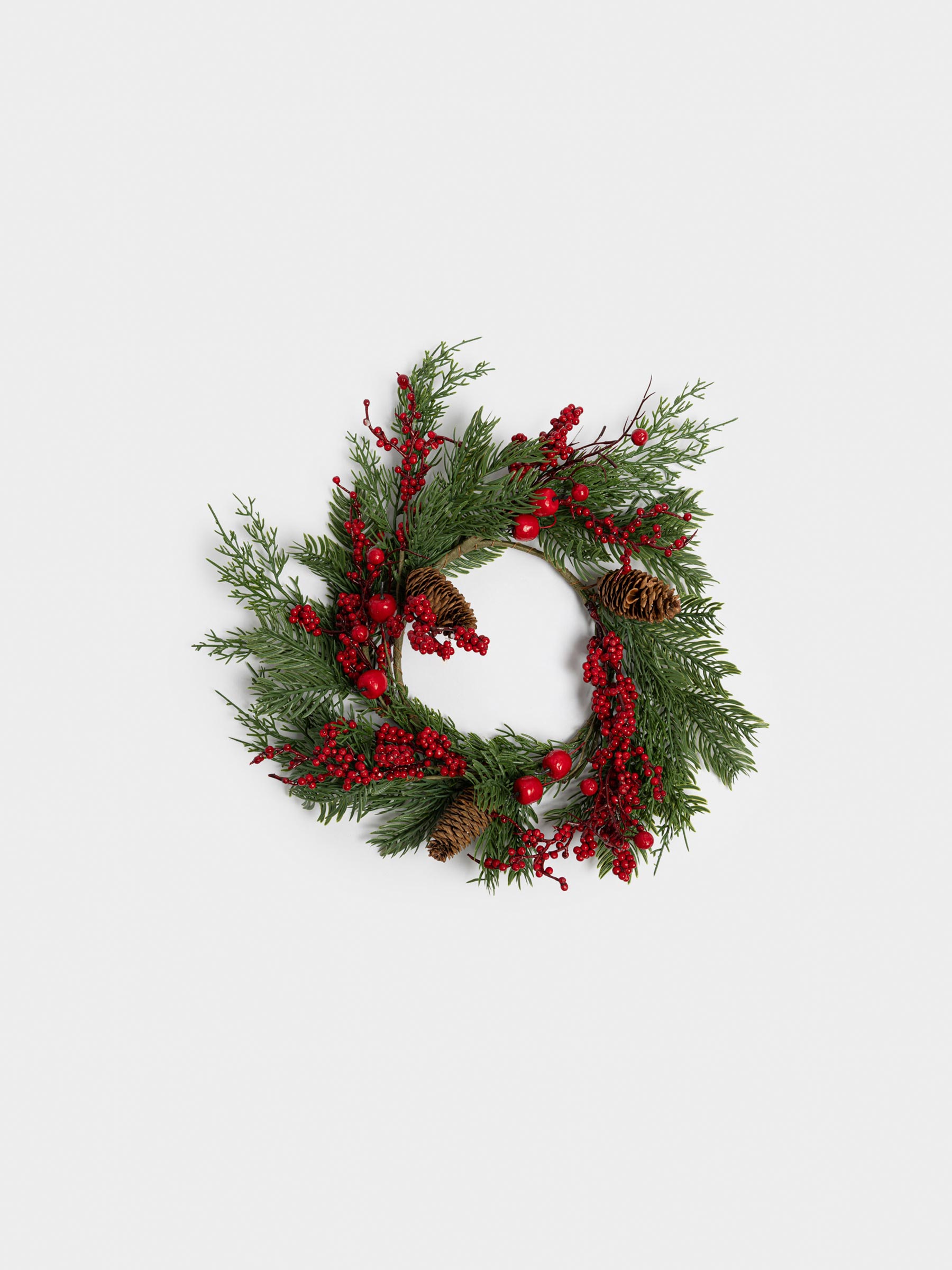Венок рождественский, 40 см, Красные ягоды и хвоя, Red berry