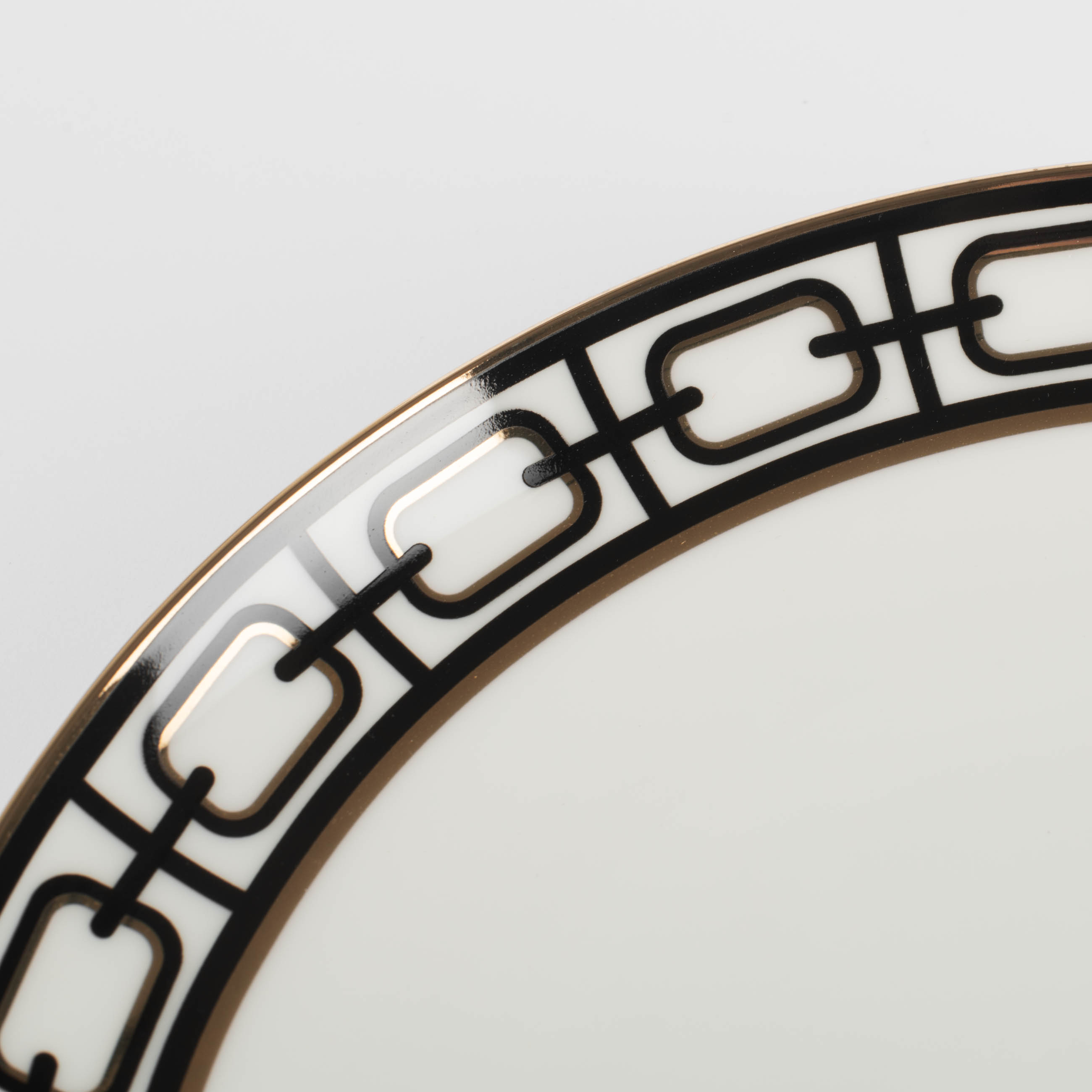 Тарелка обеденная, 27 см, фарфор F, белая, с золотистым кантом, Геометрия, Rodos изображение № 4