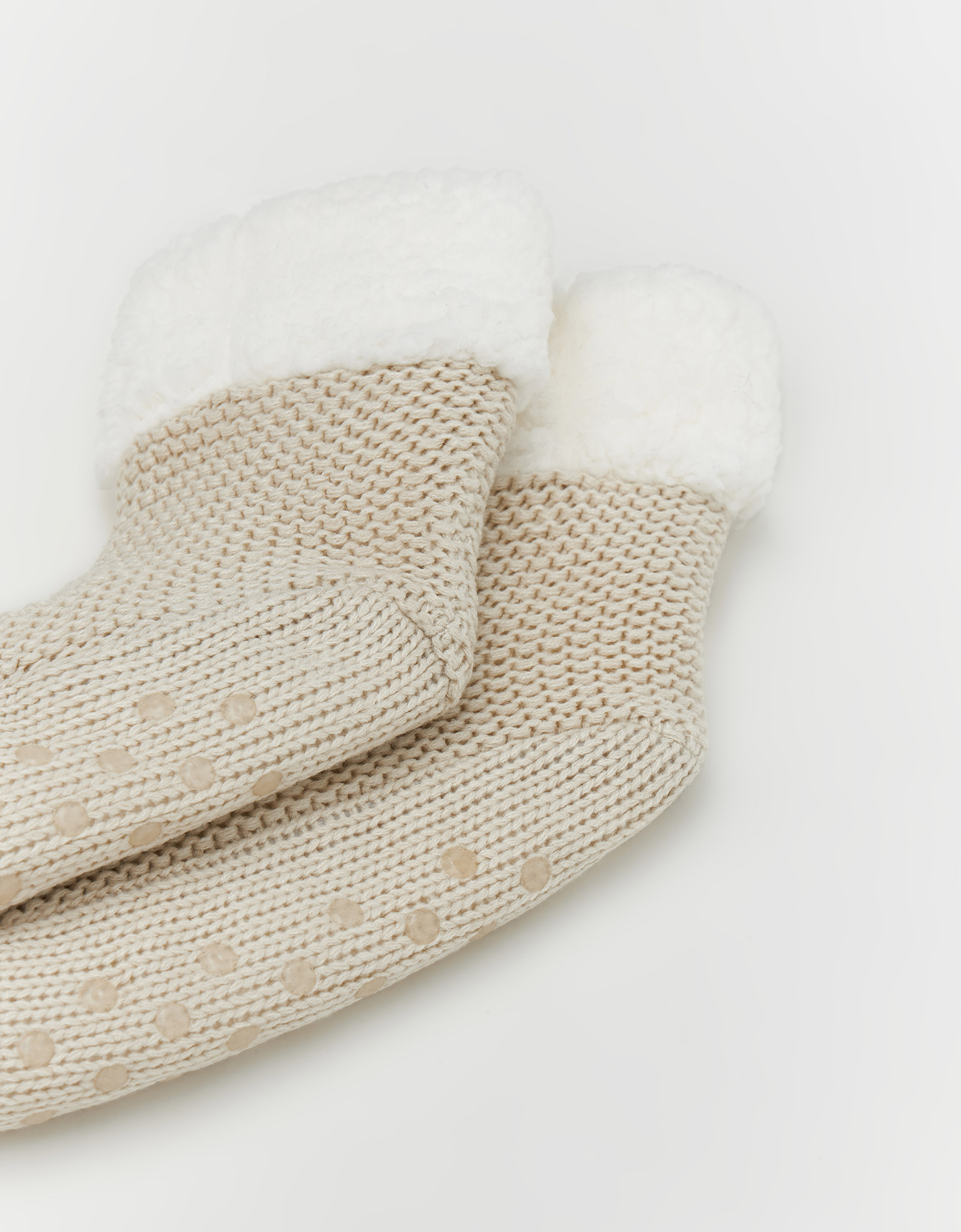 Носки женские, домашние, акрил/искусственный мех, бежевые, Knitted soft, image-1