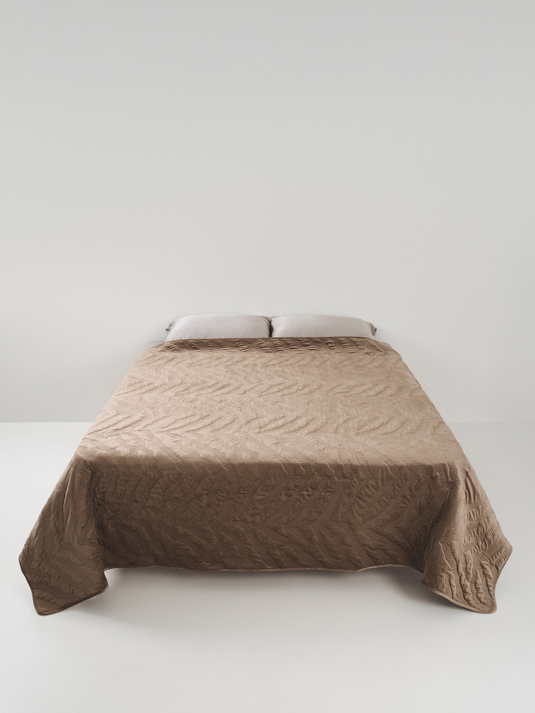 Покрывало, 220х240 см, стеганое, вельвет/микрофибра, коричневое, Stitch velvet, image-4