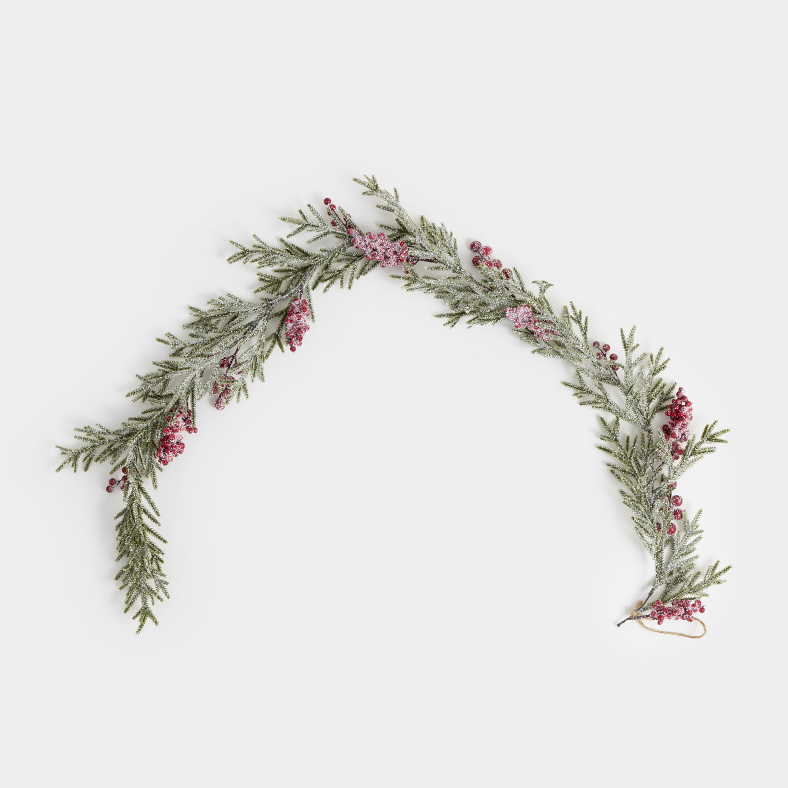Ветка-гирлянда декоративная 13 м подвесная полиэтиленпенопласт Красные ягоды Red berry 1990₽