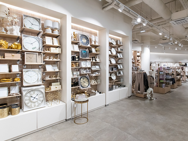 Санкт-Петербург, Комендантская площадь, д.1, Лит. А, ТРК "Атмосфера", image-7