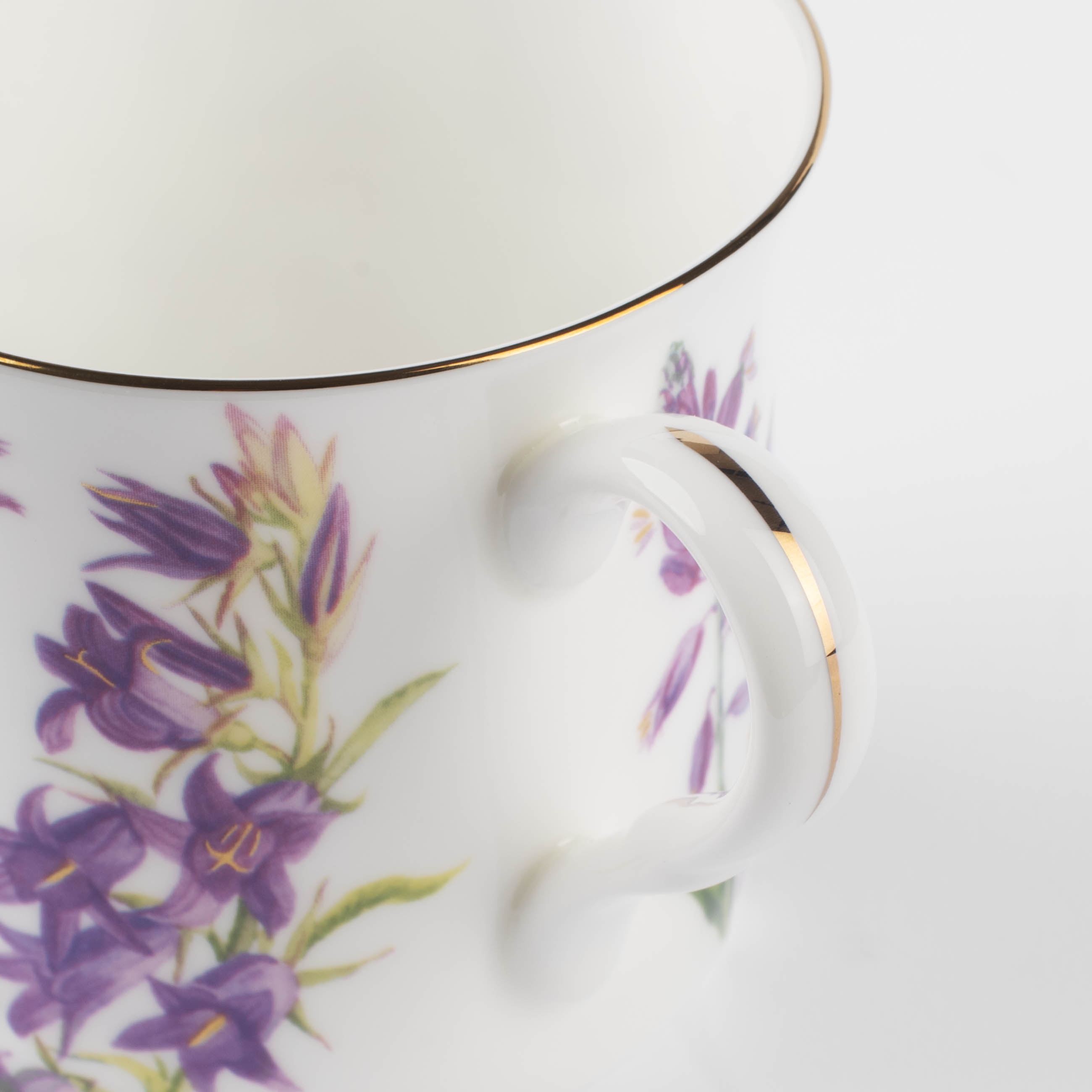 Кружка, 330 мл, фарфор F, белая, с золотистым кантом, Фиолетовые цветы, Bloome изображение № 5
