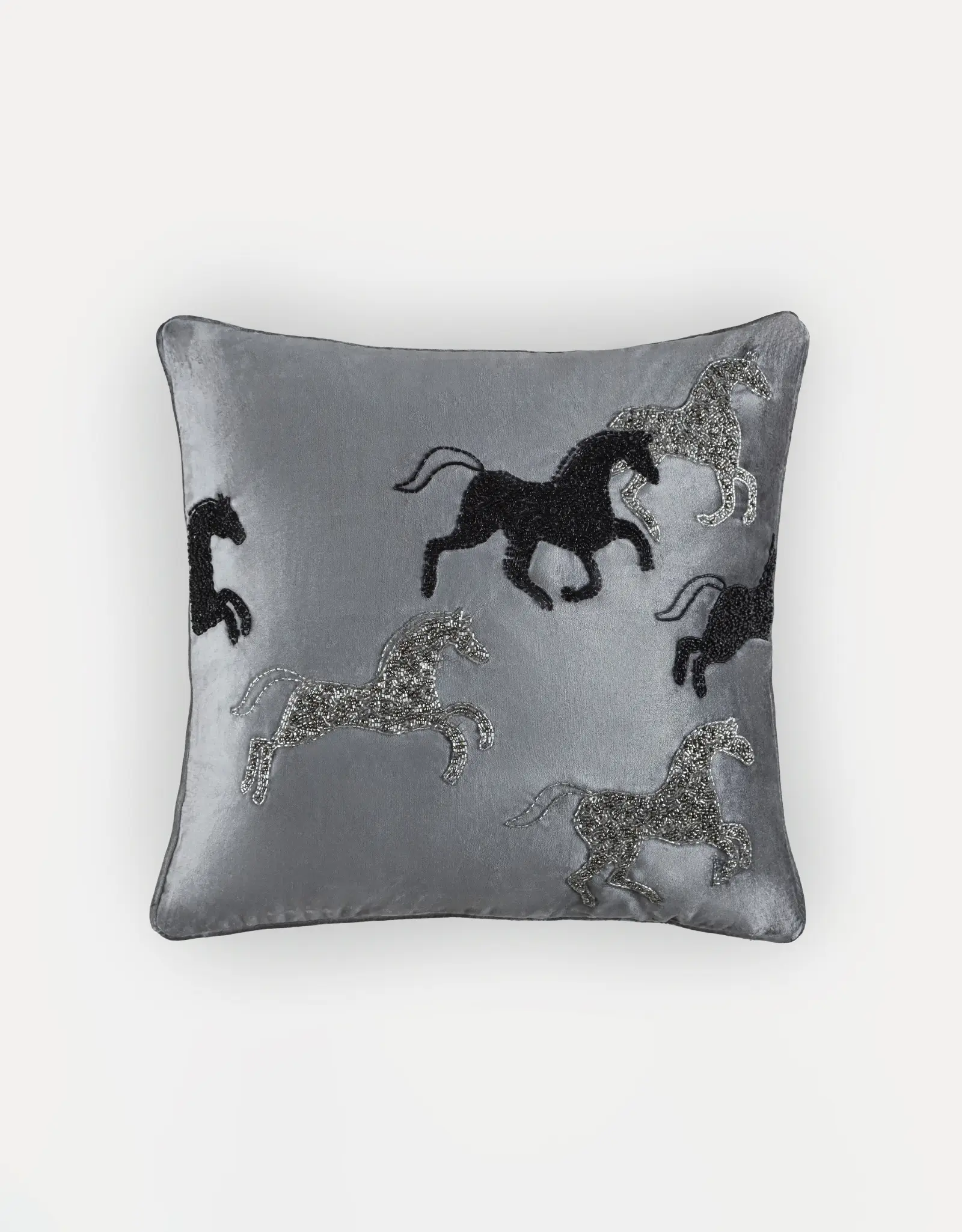 Подушка декоративная, 50х50 см, вельвет/бисер, серая, Лошади, Horse, image-0