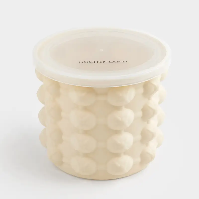 Форма для льда 11х10 см 40 отд с крышкой силиконпластик молочная Soft kitchen 543₽
