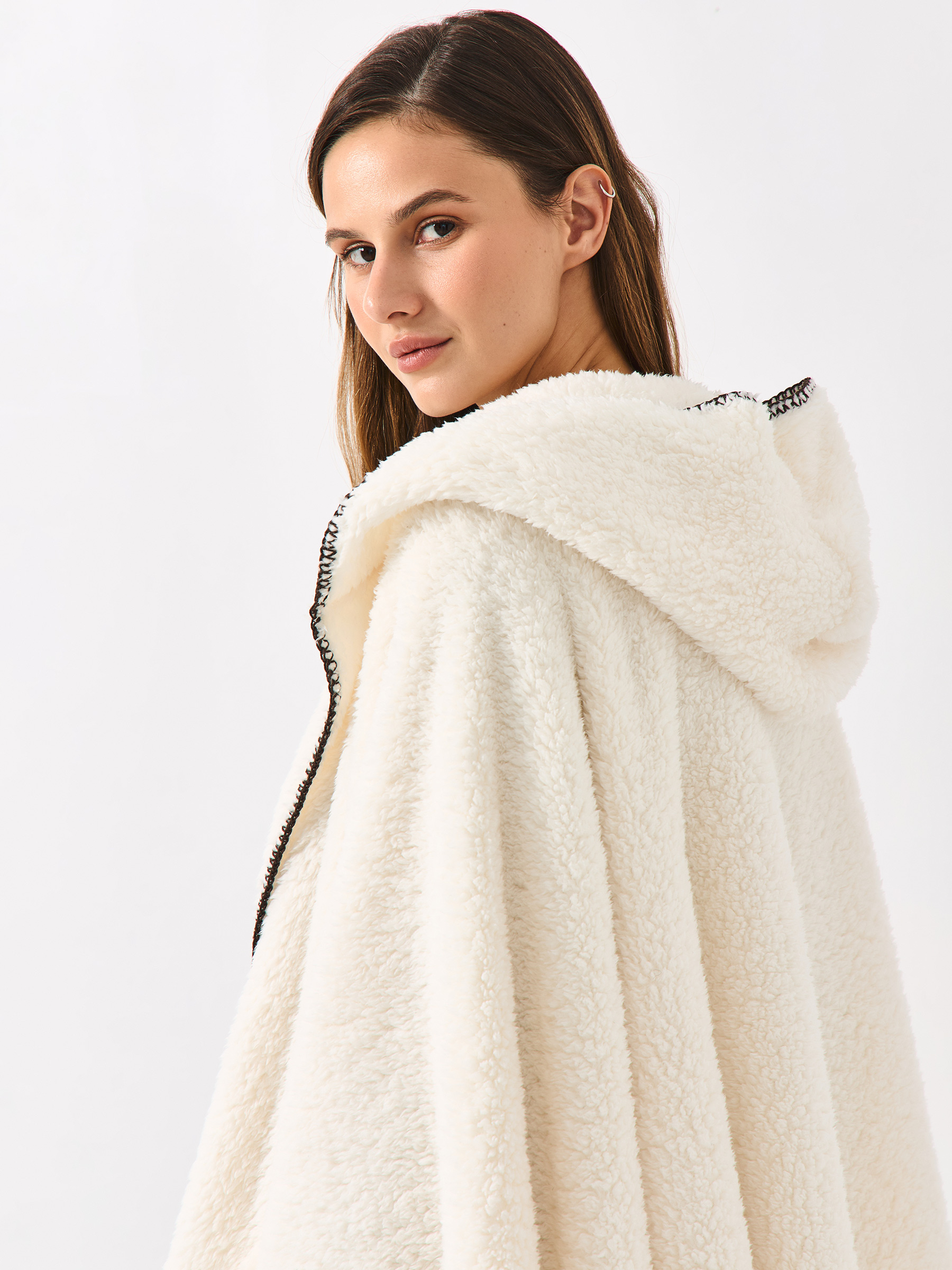 Пончо, 75х140 см, искусственный мех, молочное, Plush poncho, image-7
