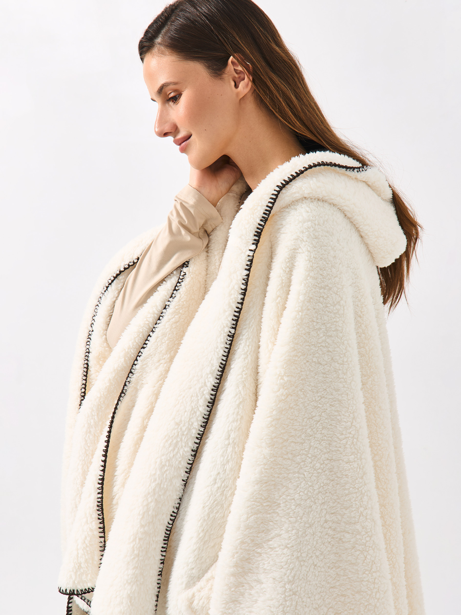 Пончо, 75х140 см, искусственный мех, молочное, Plush poncho, image-4