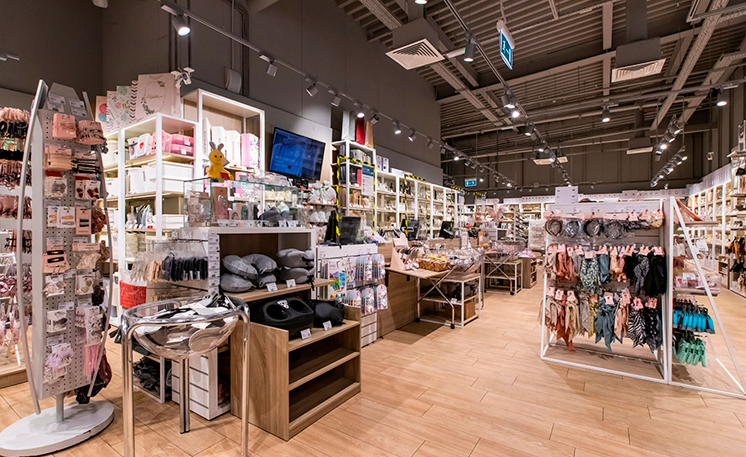 Санкт-Петербург, Пулковское шоссе, 60, корпус 1, Outlet Village Pulkovo (Пулково Аутлет), image-4