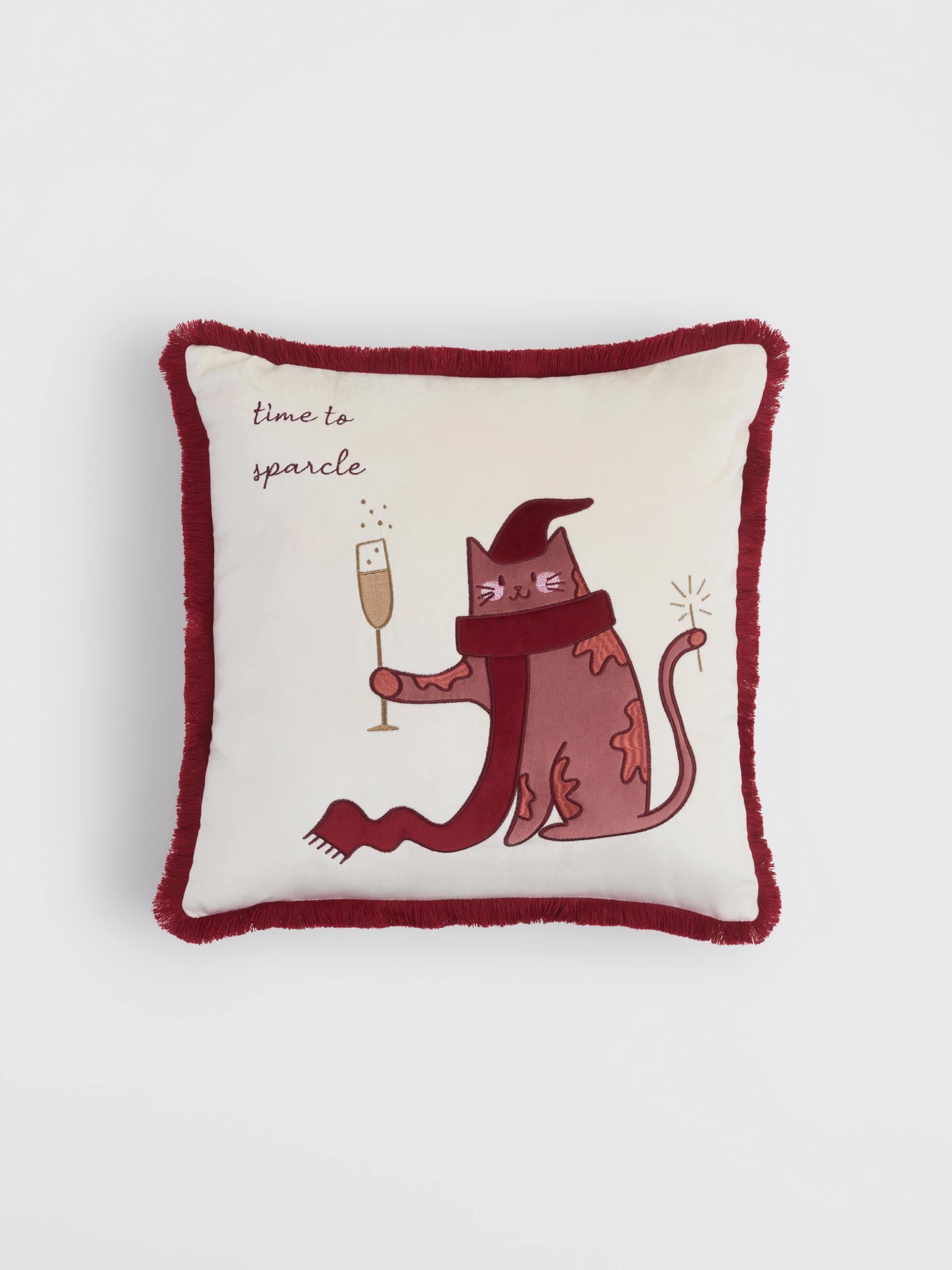 Подушка декоративная, 45х45 см, с бахромой, вельвет, молочная, Кот, Christmas cat, image-0
