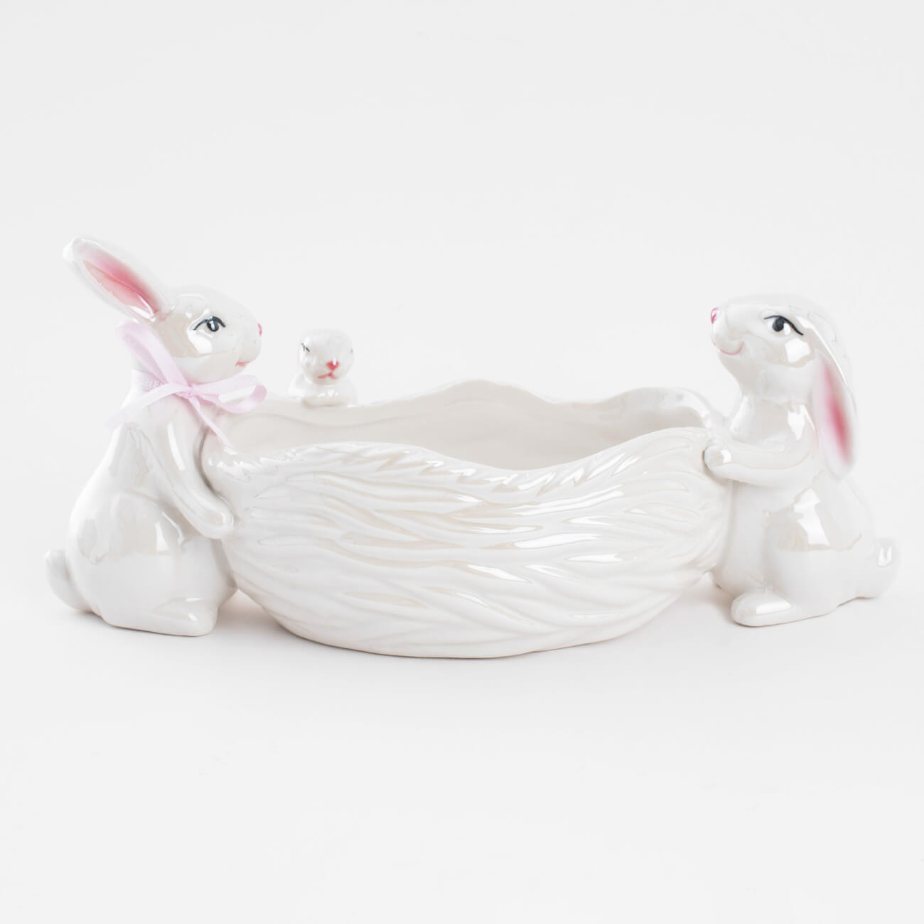 

Конфетница, 29х13 см, фарфор P, белая, перламутр, Три кролика у корзины, Easter