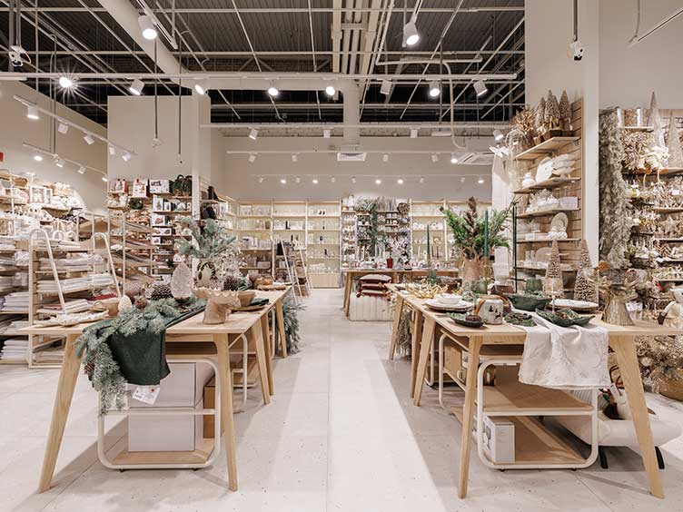 Ярославль, пос. Нагорный, улица Дорожная, 6а, ТРК "Ярославский ВЕРНИСАЖ", image-6