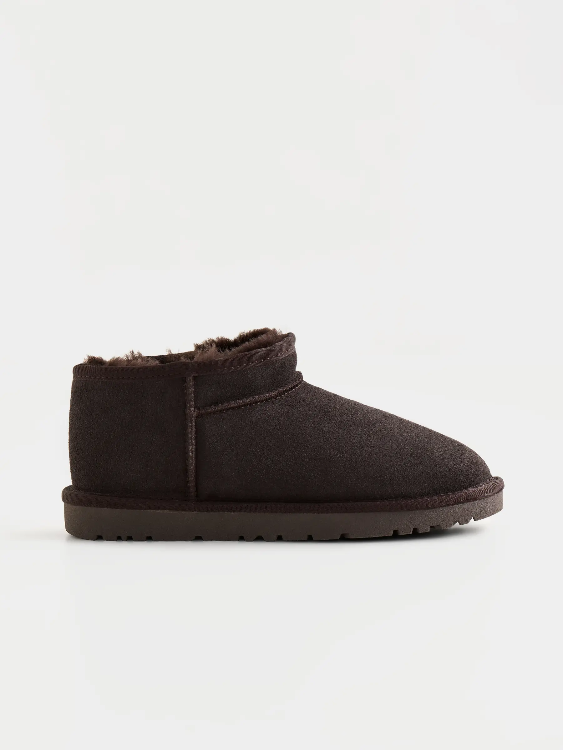 Угги, Suede