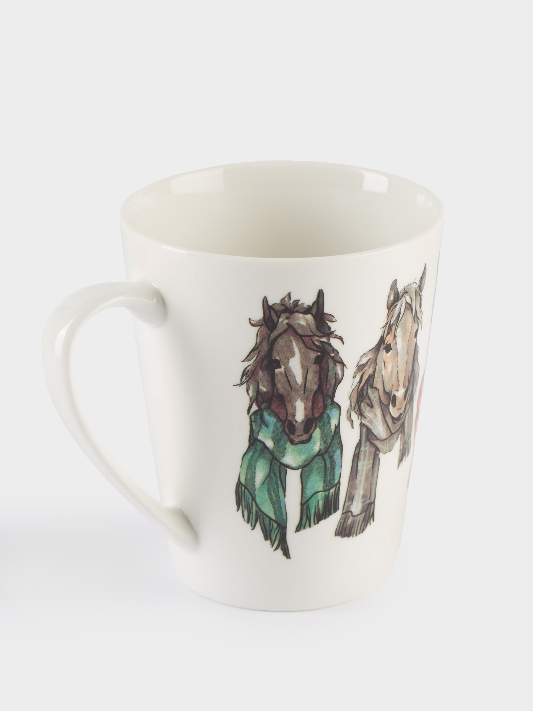 Кружка, 420 мл, фарфор N, белая, Лошади в шарфах, Horse trio, image-1