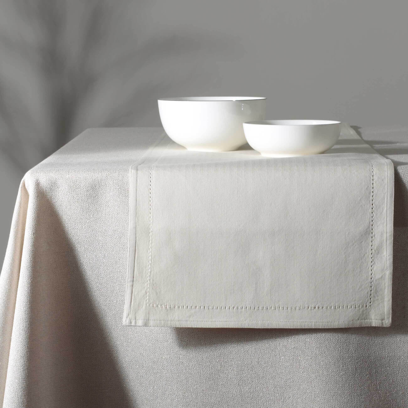 

Дорожка настольная, 36х182 см, хлопок, бежевая, Hemstitch