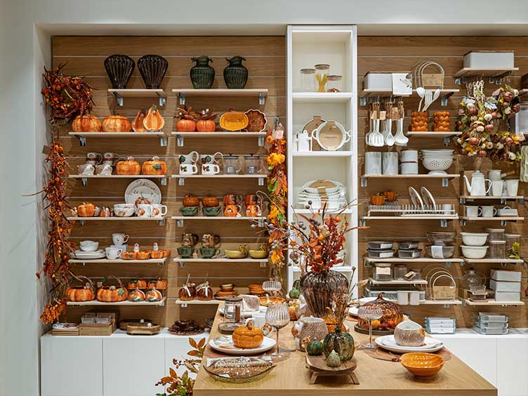 д. Чёрная Грязь, Торгово-Промышленная ул., 6, Аутлет-центр "Fashion House", image-5