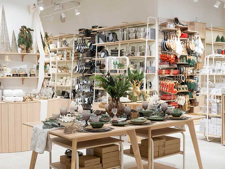 Москва, Коровинское шоссе, 2, ТРЦ "Авеню Север", image-2