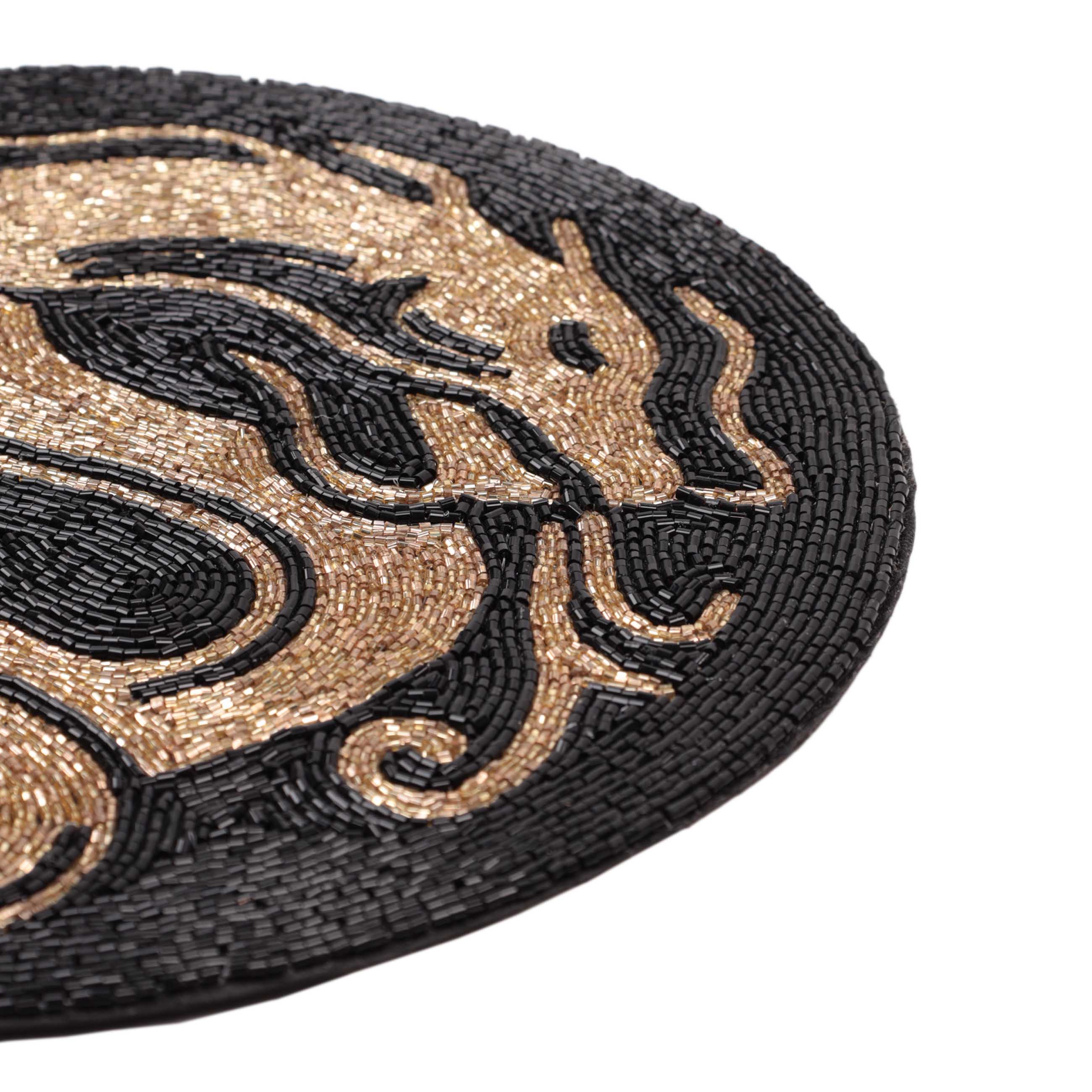 Салфетка под приборы, 36 см, бисер, круглая, золотисто-черная, Дракон, Art beads изображение № 2