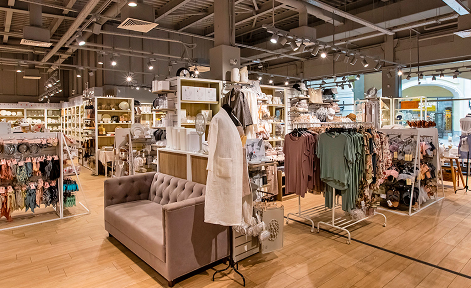 Санкт-Петербург, Пулковское шоссе, 60, корпус 1, Outlet Village Pulkovo (Пулково Аутлет), image-6