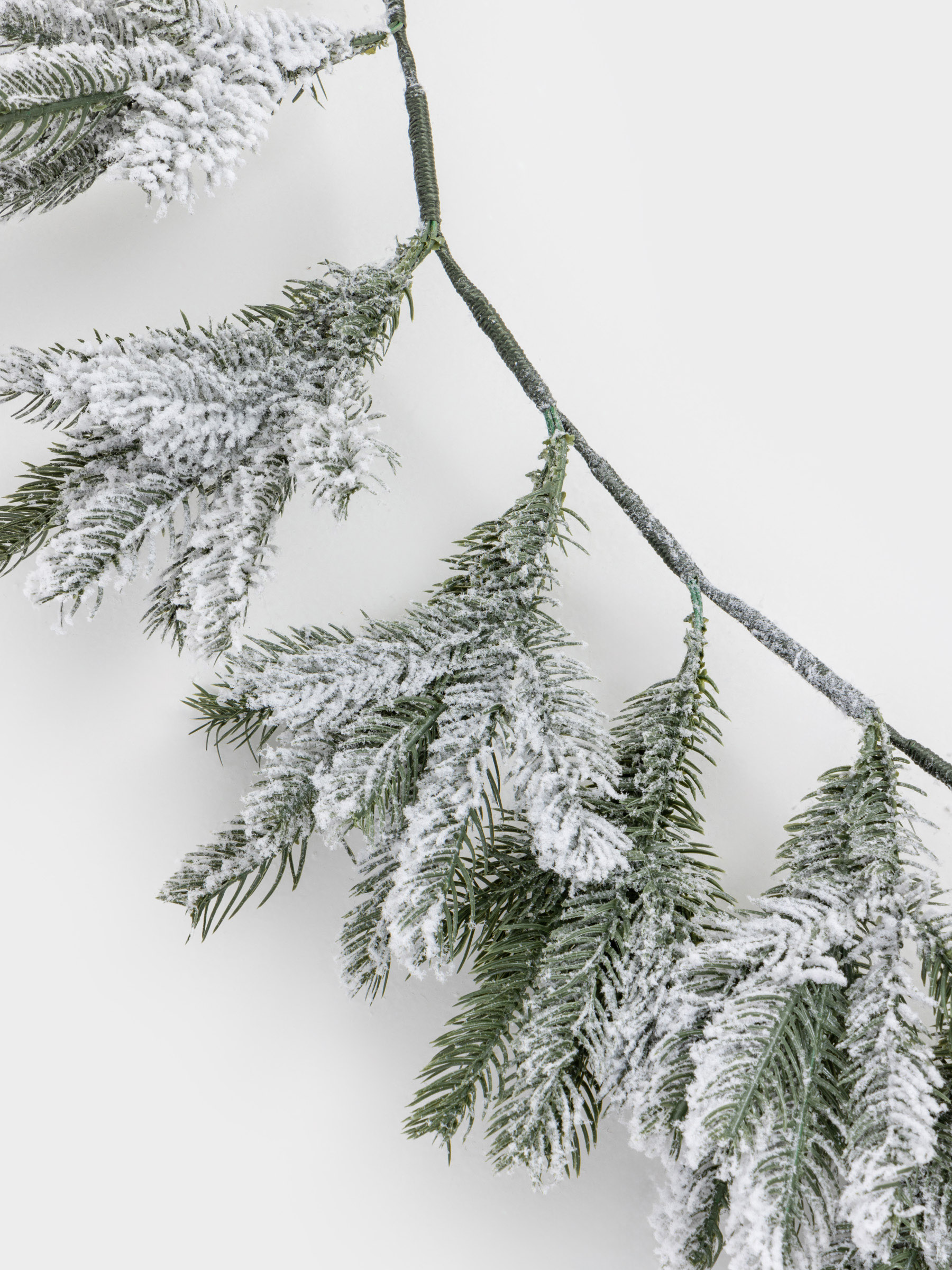 Ветка-гирлянда декоративная, 2,7 м, пластик, Заснеженная ель, Snowy decor, image-2