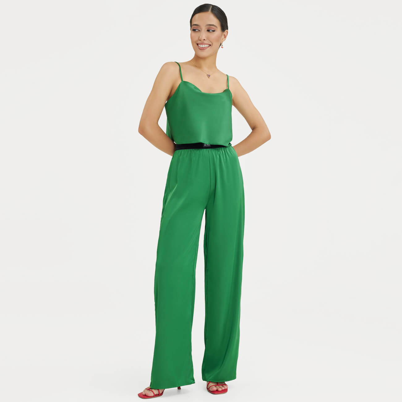 Брюки женские, р. M, широкие, полиэстер/эластан, зеленые, Madeline широкие брюки adidas ic5443 maglil